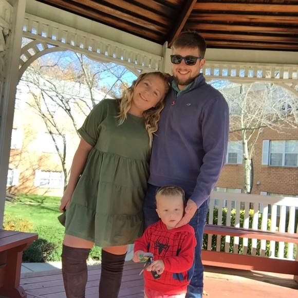 Meet your Posher, Carson - Picture 2 of 8